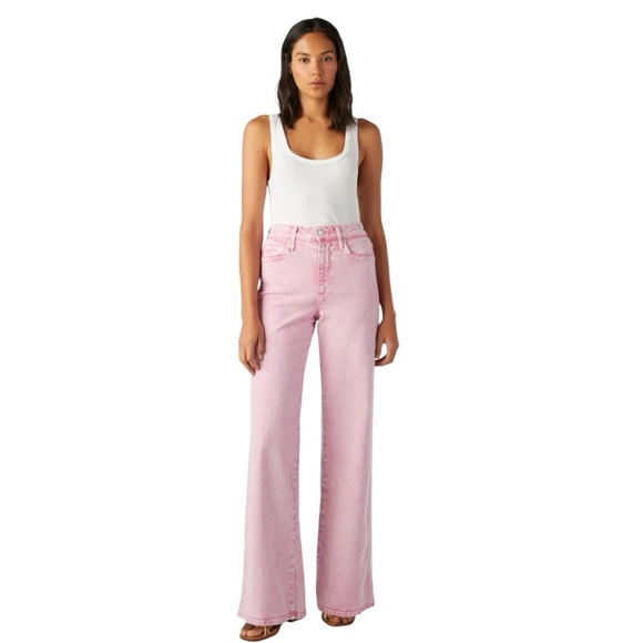 AMO Frida High Rise Wide Leg Jean In Peony Size 25